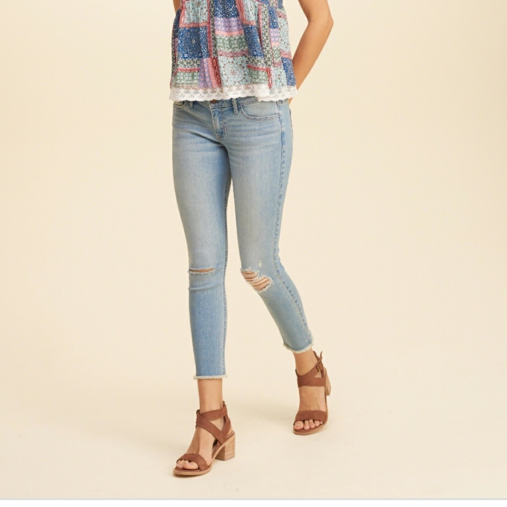 Hollister cropped jeans light blue